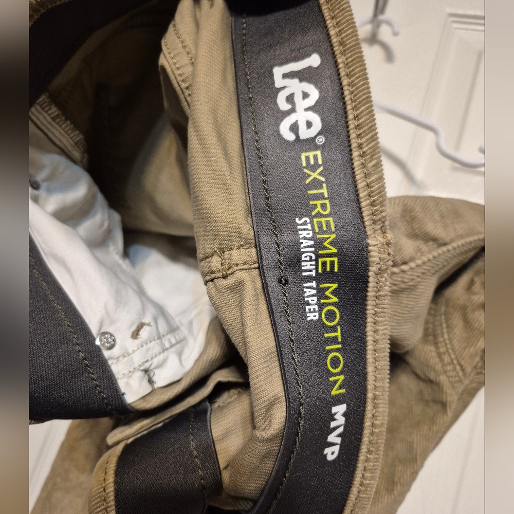 Lee Extreme Motion MVP Corduroy Pants in Khaki - Picture 2 of 4